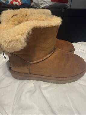 UGG Chestnut Brown Suede Short Shearling Boots